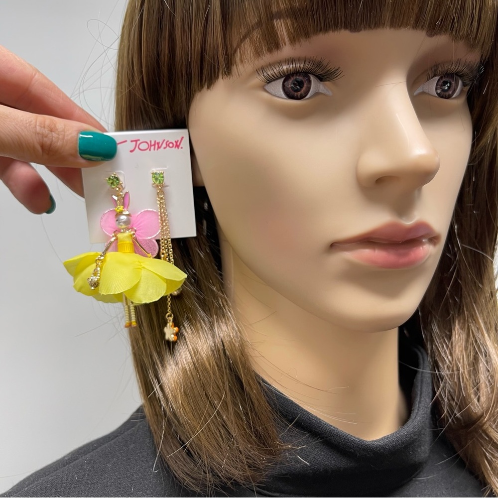 💋NWT AUTH BJ BUNNY EARRINGS - Picture 2 of 10